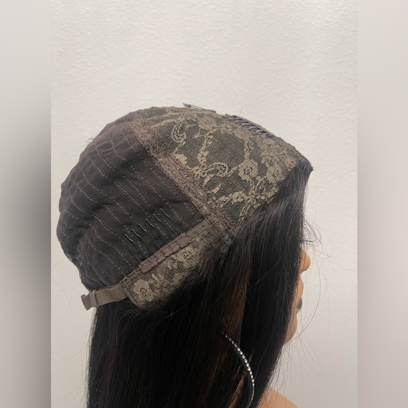 New! Unworn! 22” Right Side U Part, Virgin Human Hair Wig - Picture 8 of 12